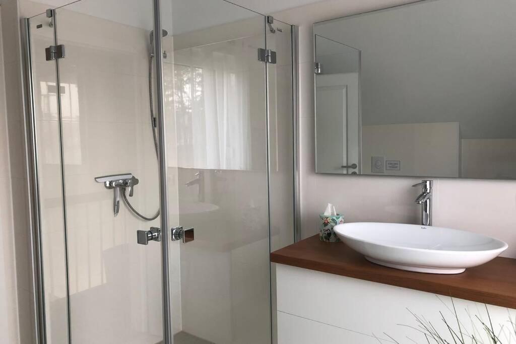 Leaf&Stay Ferienhaus Auf Usedom Mit Optionaler Wallbox Usedom Town Ngoại thất bức ảnh